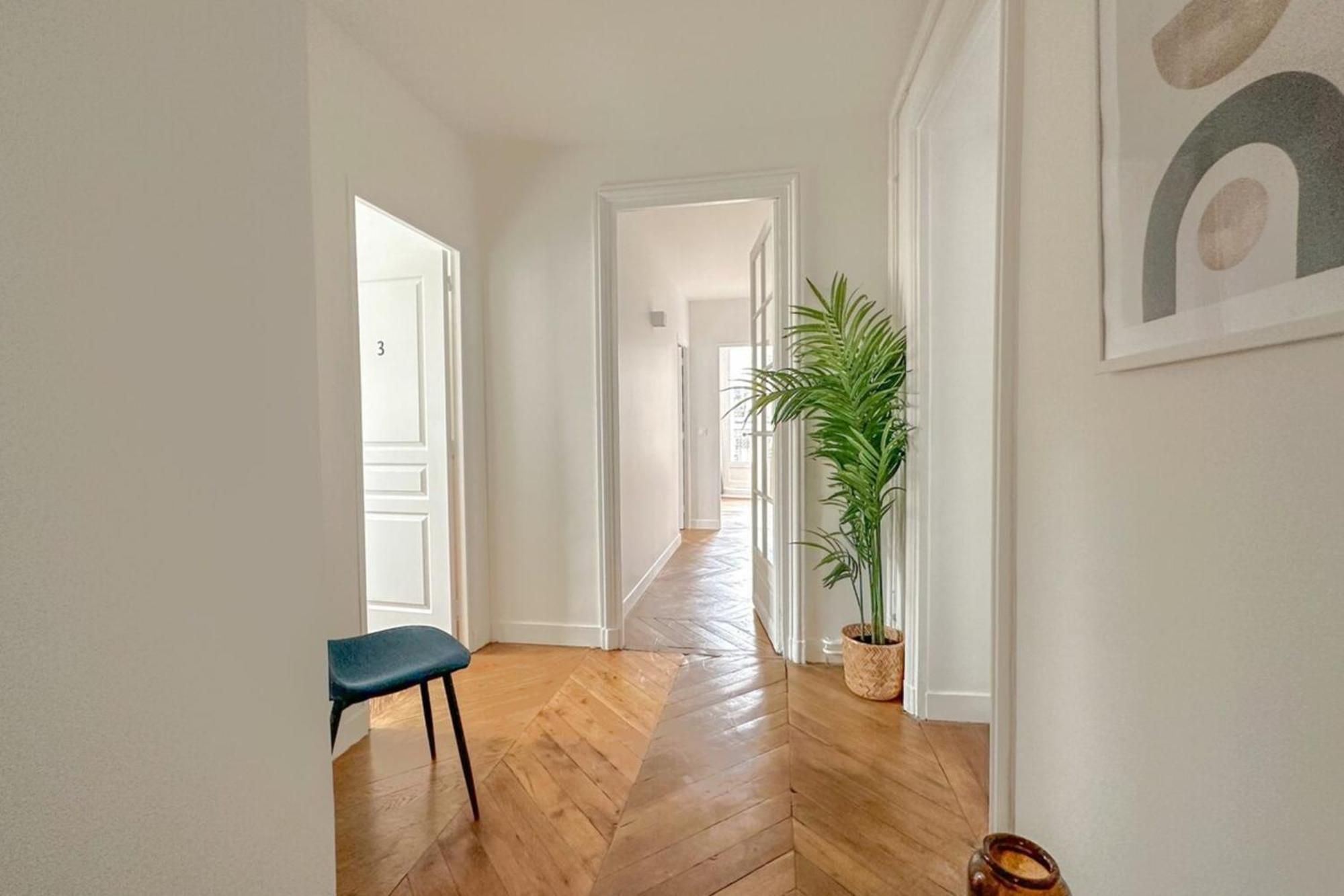 Flexliving - - Septembre * Parijs